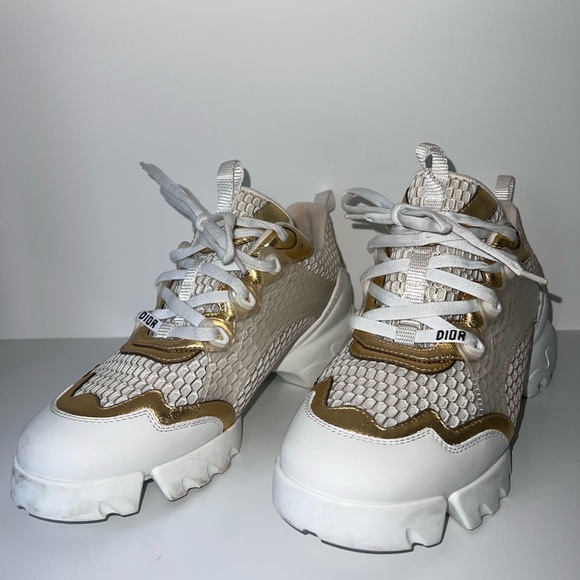 Dior D-Connect Sneakers - Picture 4 of 12